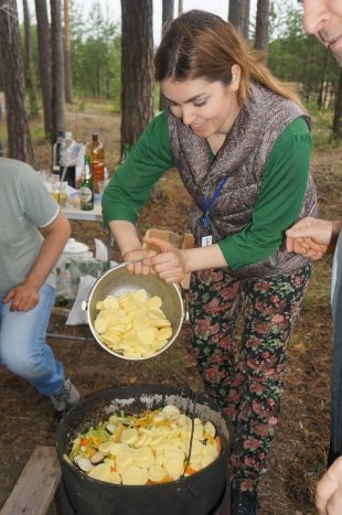 Хозяюшка и на работе, и дома, и в лесу - Эльмира Ибрагимова