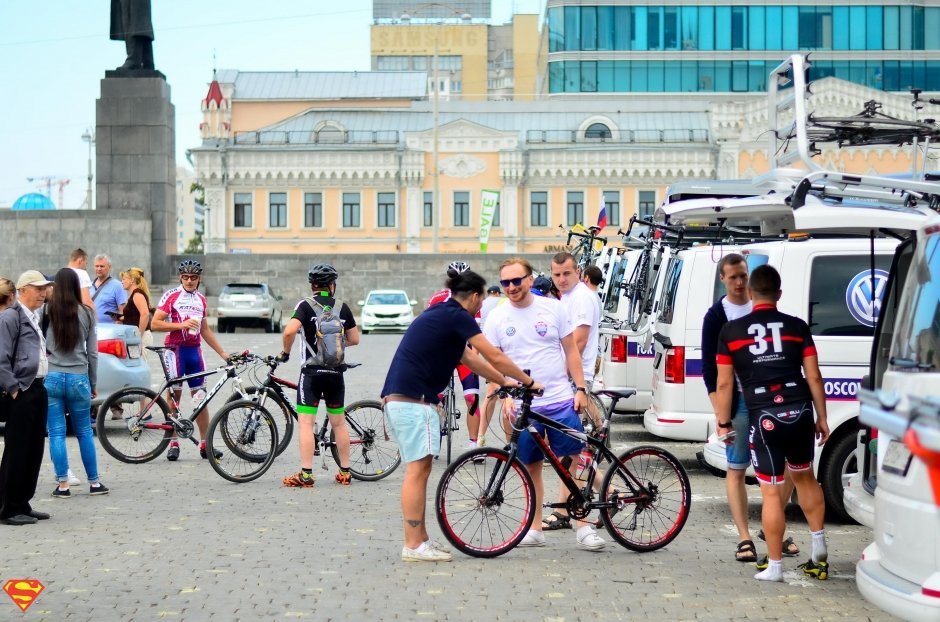 Участники Red Bull Trans-Siberian Extreme побывали в Екатеринбурге