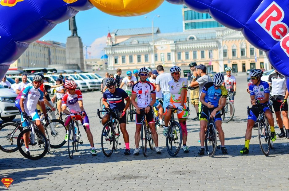 Участники Red Bull Trans-Siberian Extreme побывали в Екатеринбурге