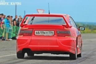 Cоревнования Drag Racing 2016