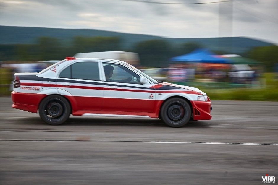 Cоревнования Drag Racing 2016