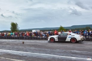 Cоревнования Drag Racing 2016