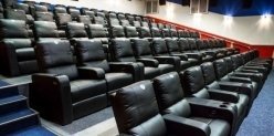 Сегодня все кресла в кинотеатре "Мегаполис" стали мягкими