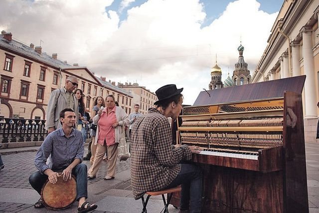 Фестиваль уличной музыки в Санкт-Петербурге