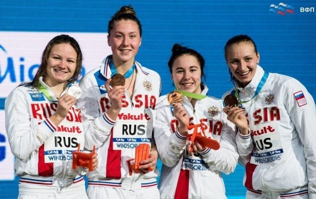 Красноярские пловчихи установили новый рекорд России 
