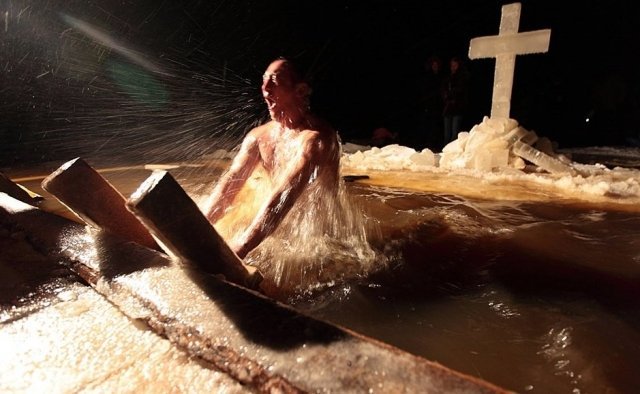 Где искупаться в проруби на Крещение с 18 на 19 января в Ижевске?