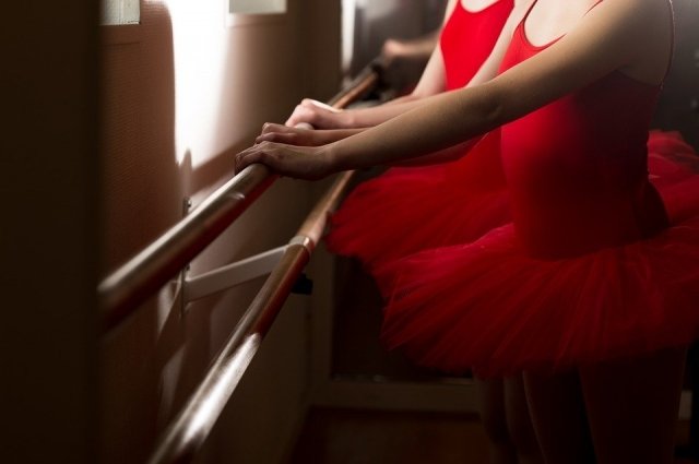 8 студий Ижевска, в которых учат танцевать линди-хоп, балет и кизомбу