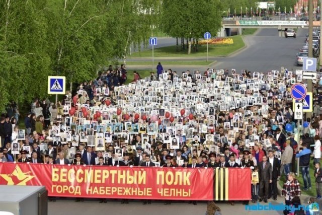 Челны готовятся к шествию Бессмертного полка