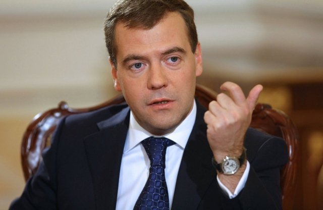 Медведев перенес срок ввода в эксплуатацию стадиона в Самаре на 2018 год