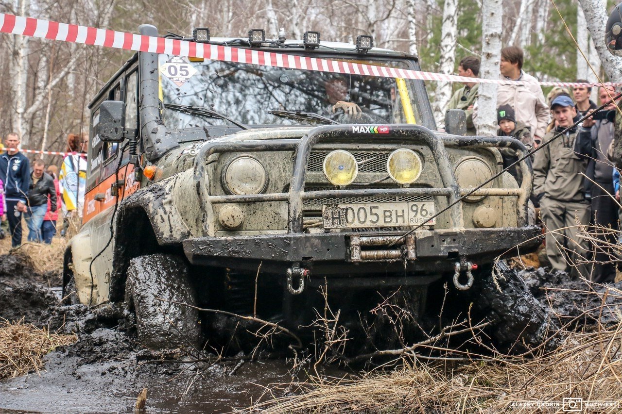 Урал в грязи фото