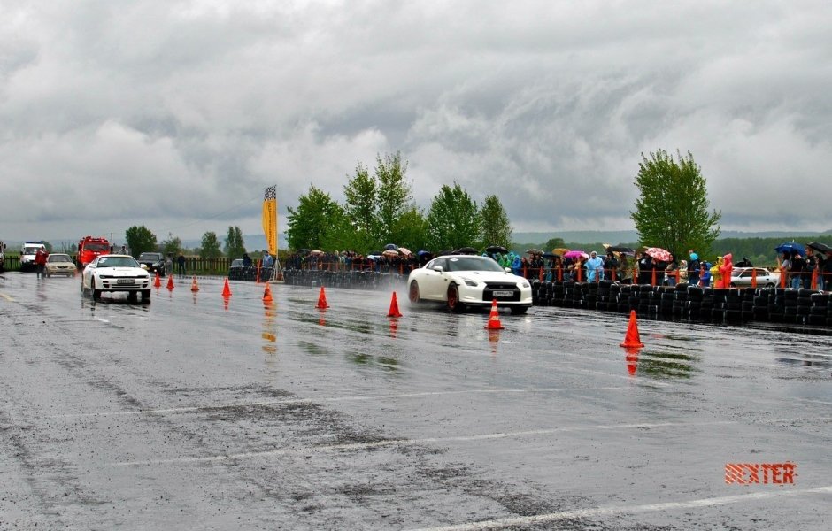 DRAG RACING 2017