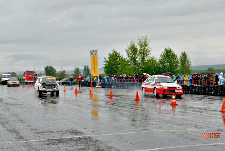 DRAG RACING 2017