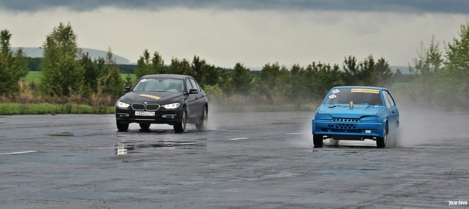 DRAG RACING 2017