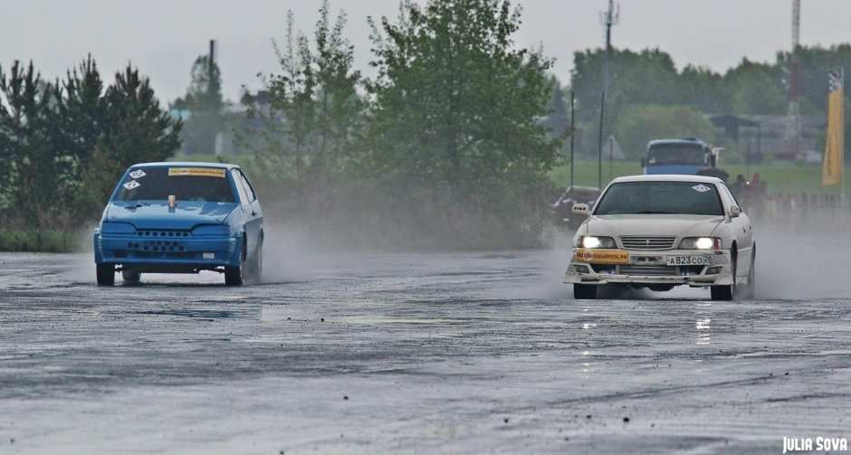 DRAG RACING 2017