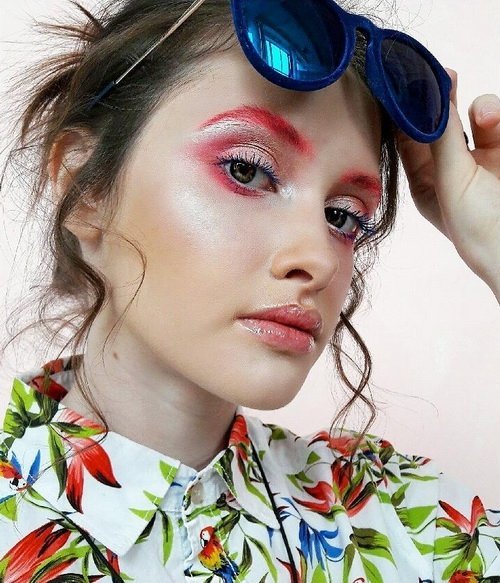 Визажист набережные челны. Визажист набережные челны. Визажист набережные челны. Академия момо набережные челны. Момо салон красоты набережные челны.