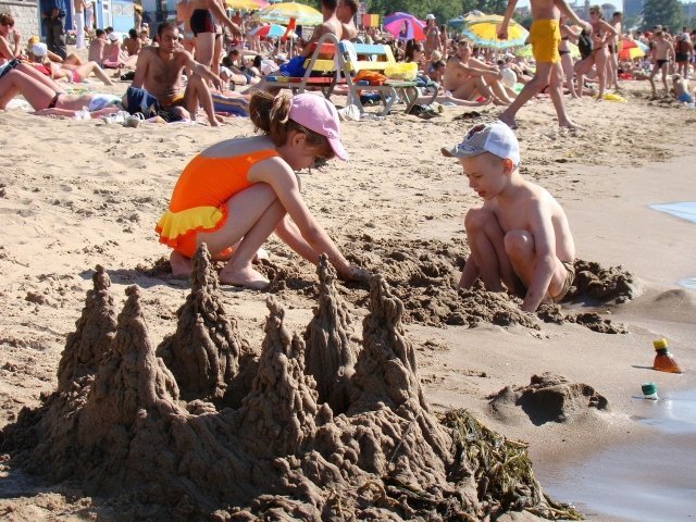 Новости: городской пляж Ижевска официально открыт для отдыхающих