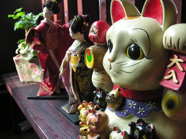 В Краеведческий музей привезут выставку о роли котиков в японской культуре