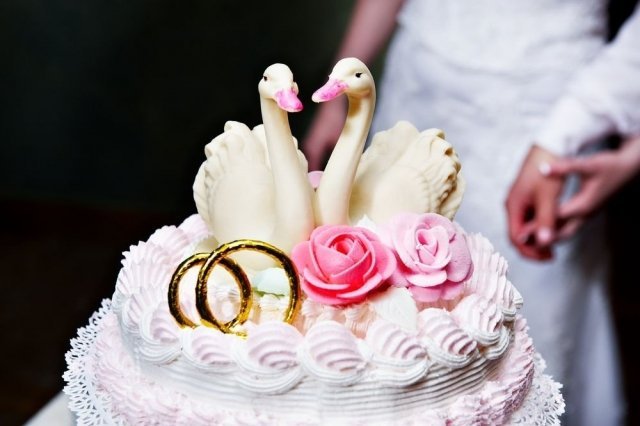 "Хозяин-Барин" предлагает молодоженам самый вкусный свадебный торт