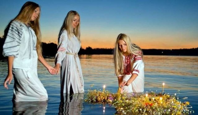 Новости: В ночь с 7 на 8 июля 2017 года в Ижевске на берегу реки пройдет праздник Ивана Купалы