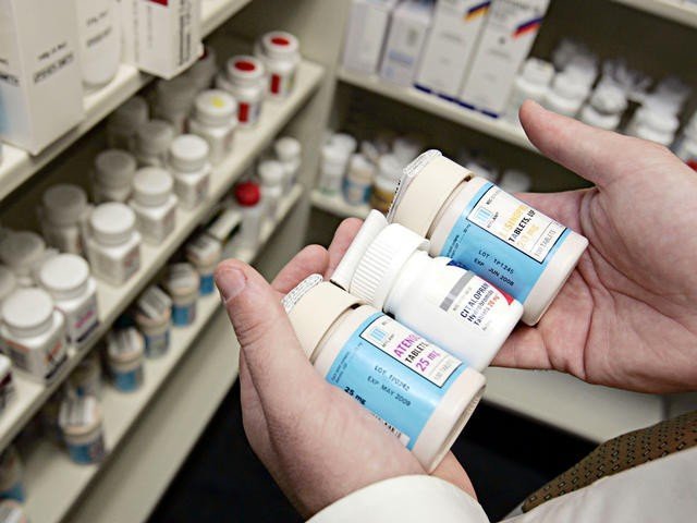 Карагандинцам настоятельно советуют покупать лекарства в социальных аптеках