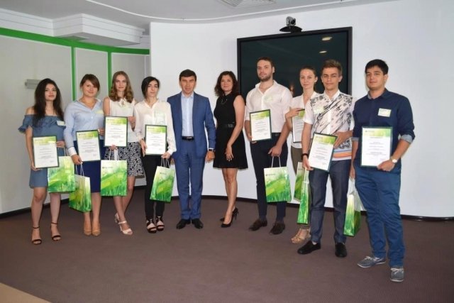 Сбербанк наградил именными стипендиями лучших студентов 