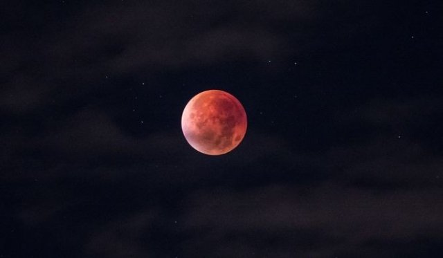 7 августа россияне увидят «кровавую» луну