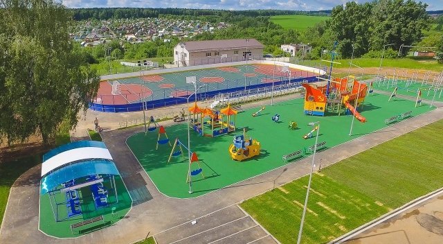 Новости: В Вараксино открылась новая спортивная площадка