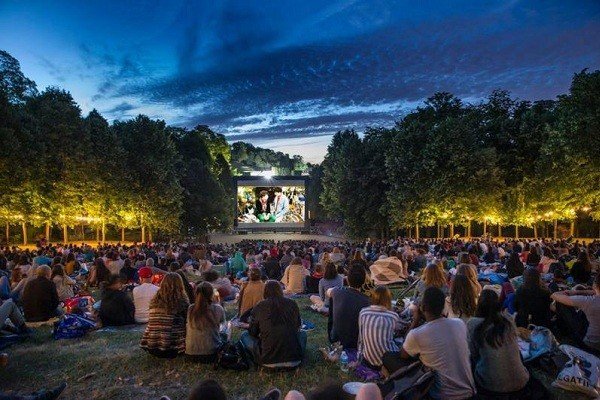 Фестиваль уличного кино пройдет в Иркутске 2 сентября