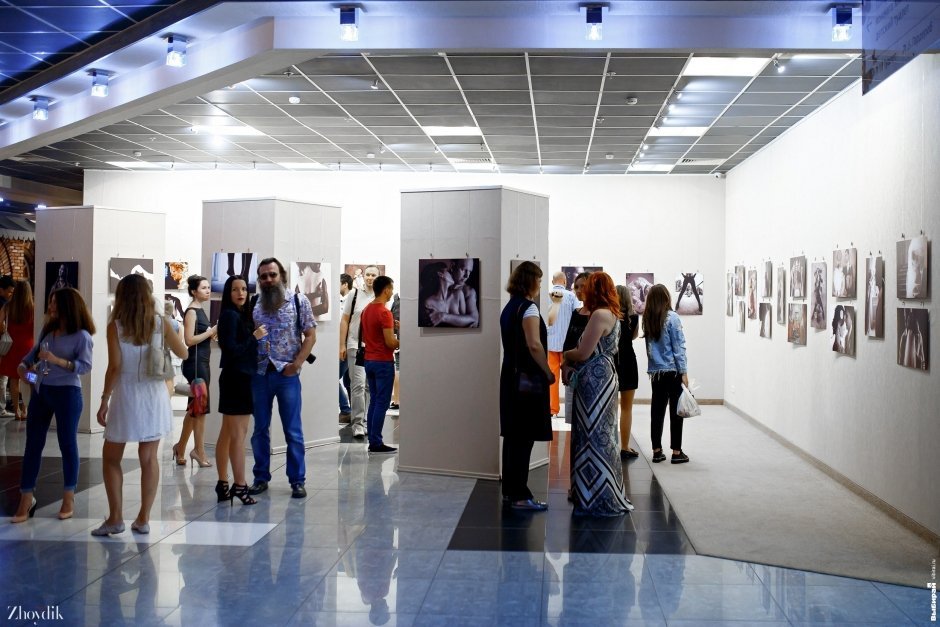 10 сентября открылась выставка работ Сергея Шамана