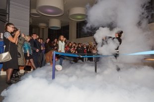 Кинотеатр «Баргузин» показал эксклюзивную премьеру фильма «Kingsman: Золотое кольцо» 20 сентября в Иркутске