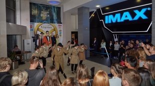Кинотеатр «Баргузин» показал эксклюзивную премьеру фильма «Kingsman: Золотое кольцо» 20 сентября в Иркутске