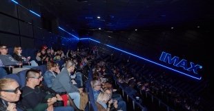 Кинотеатр «Баргузин» показал эксклюзивную премьеру фильма «Kingsman: Золотое кольцо» 20 сентября в Иркутске
