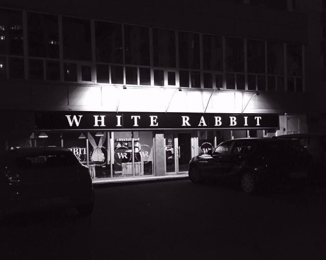 В Уфе открылось кафе-бар White Rabbit