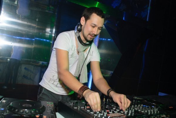 DJ Ruslan Sever проведет бесплатный урок по написанию музыки