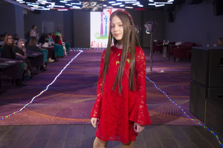 Детский модный показ «Kids Fashion Show» в Selfie bar Корстон