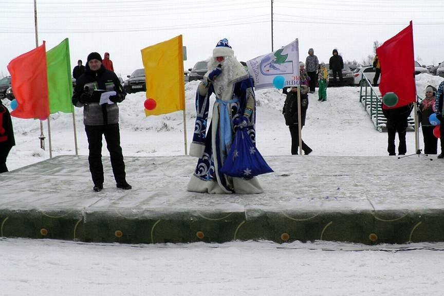 На "Каменном мысу" в Сургуте  состоялось открытие праздничного горнолыжного сезона/ ФОТОГАЛЕРЕЯ
