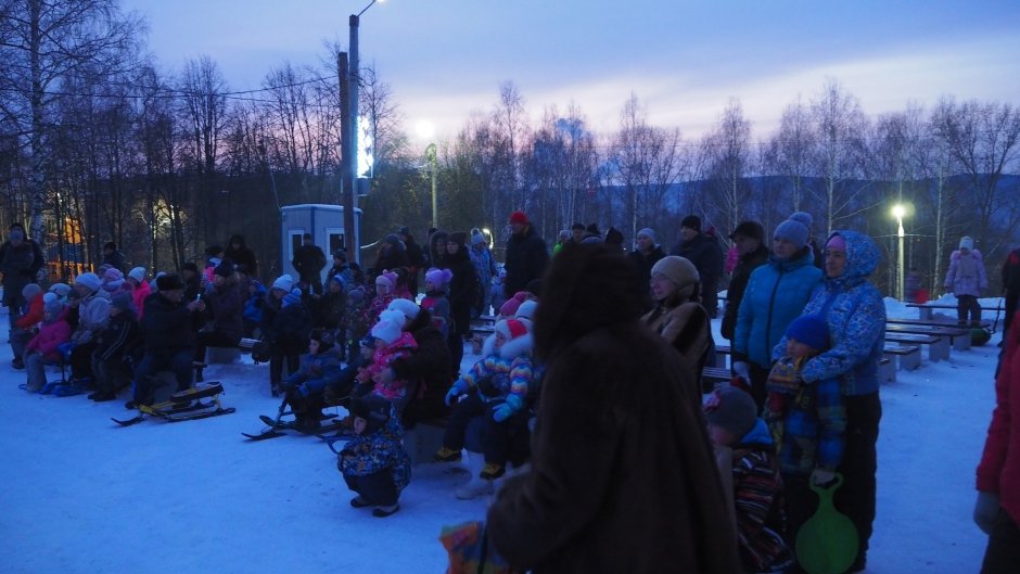 В Златоусте торжественно открылись снежные городки