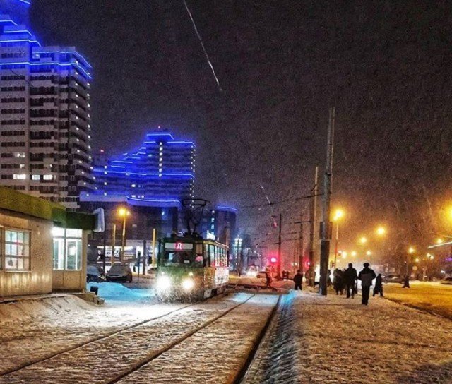 По маршрутам пустят дополнительные трамваи и автобусы в Новогоднюю ночь