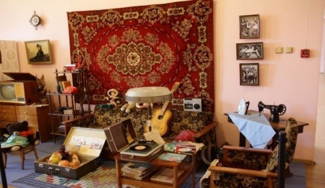 Сургутский краеведческий музей с радостью примет ненужные старинные вещи 