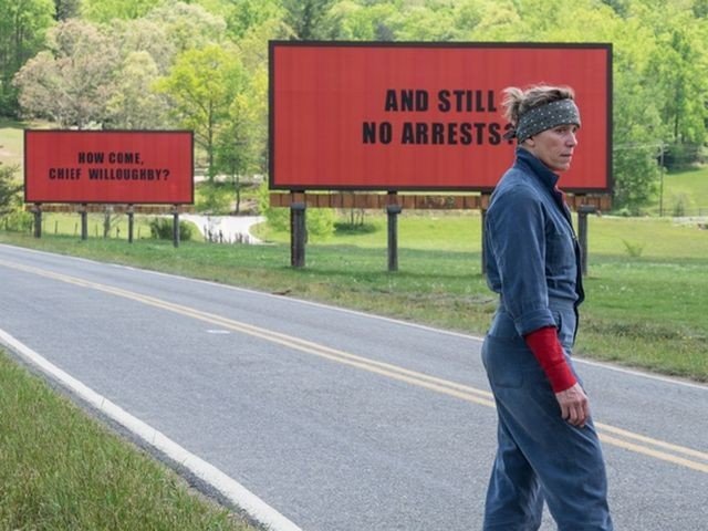 В прокат выходит фильм «Три билборда на границе Эббинга, Миссури». У него семь номинаций на «Оскар»