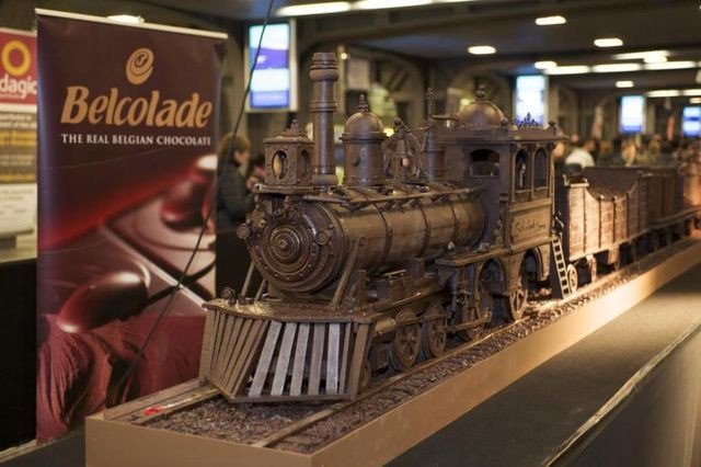 шоколадный поезд