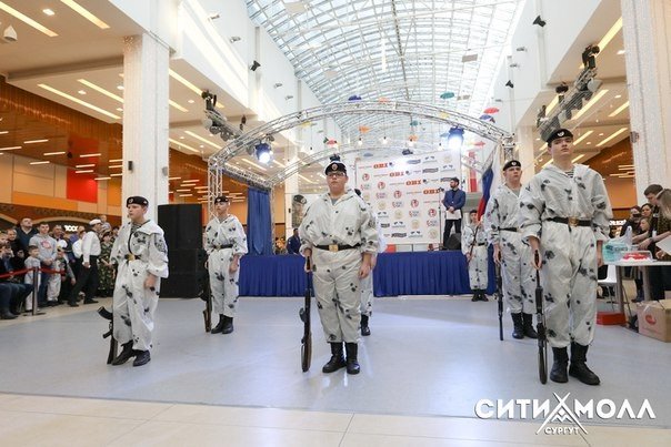 В Сургуте состоялся "Военно-патриотический фестиваль Югры"/ ФОТОГАЛЕРЕЯ