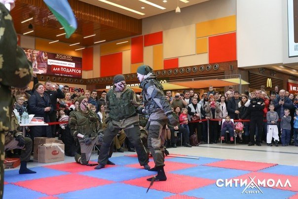 В Сургуте состоялся "Военно-патриотический фестиваль Югры"/ ФОТОГАЛЕРЕЯ