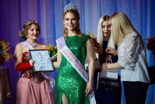 Мария Голубева, завоевала титул «II Вице-Миссис Хрустальная корона ЮГРЫ — 2018»