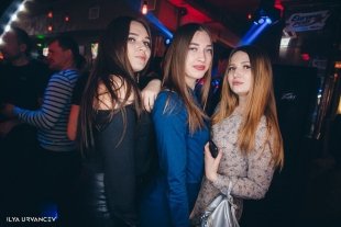«Эндорфины пошли» и PLAY TEAM MC BORODA — вечеринки в Play Cafe 16-17 марта