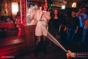 «Эндорфины пошли» и PLAY TEAM MC BORODA — вечеринки в Play Cafe 16-17 марта