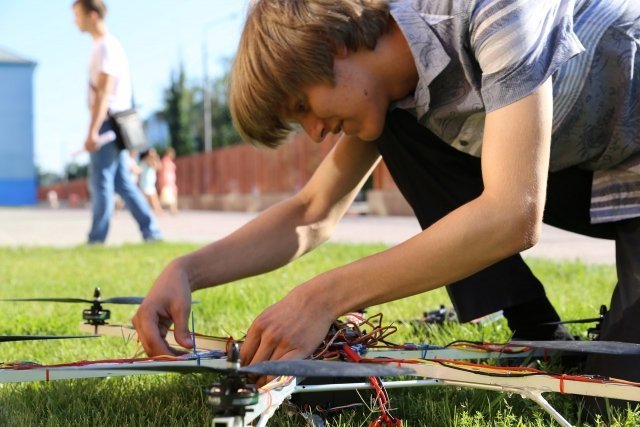 Астраханские студенты выступят на соревнованиях по робототехнике