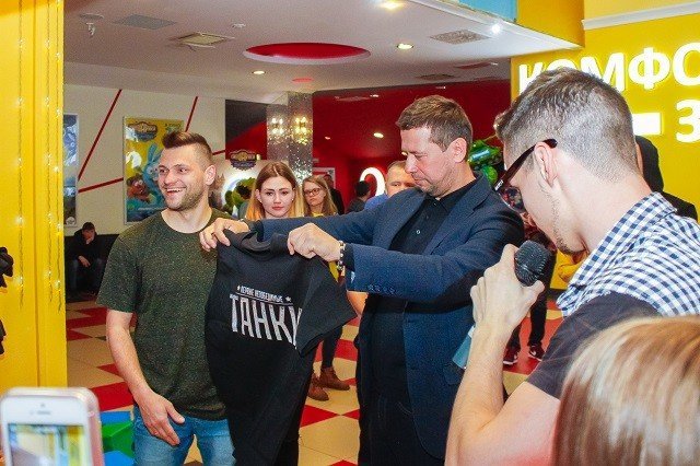 Актер Андрей Мерзликин представил в Екатеринбурге фильм «ТАНКИ»