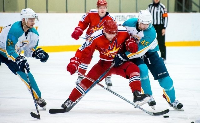 Новости: Традиционный хоккейный турнир памяти Тарасова пройдет в Ижевске 10-12 августа 2018 года