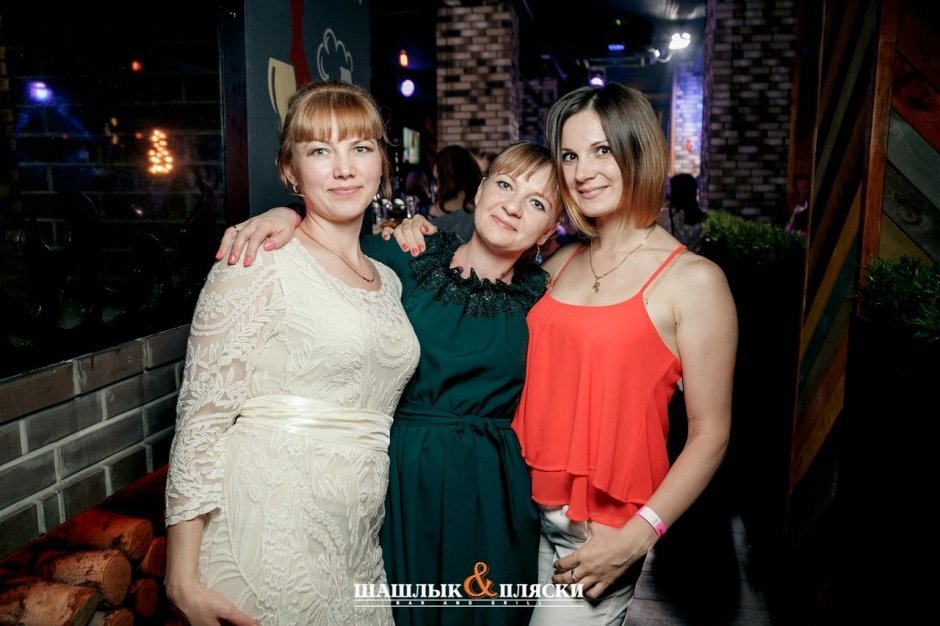 «Пятница — день трудоголика» и «Другая версия» в «Шашлык и пляски»